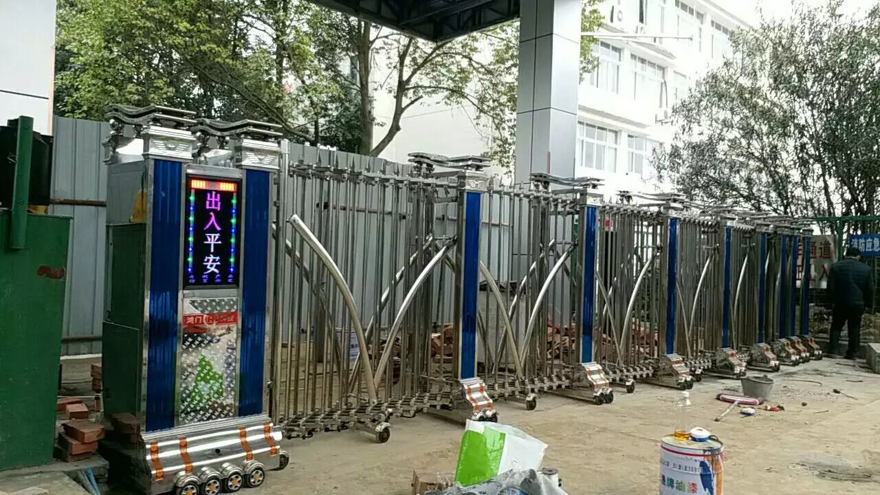 芜湖县芜湖县四川绵阳市飞机场伸缩门